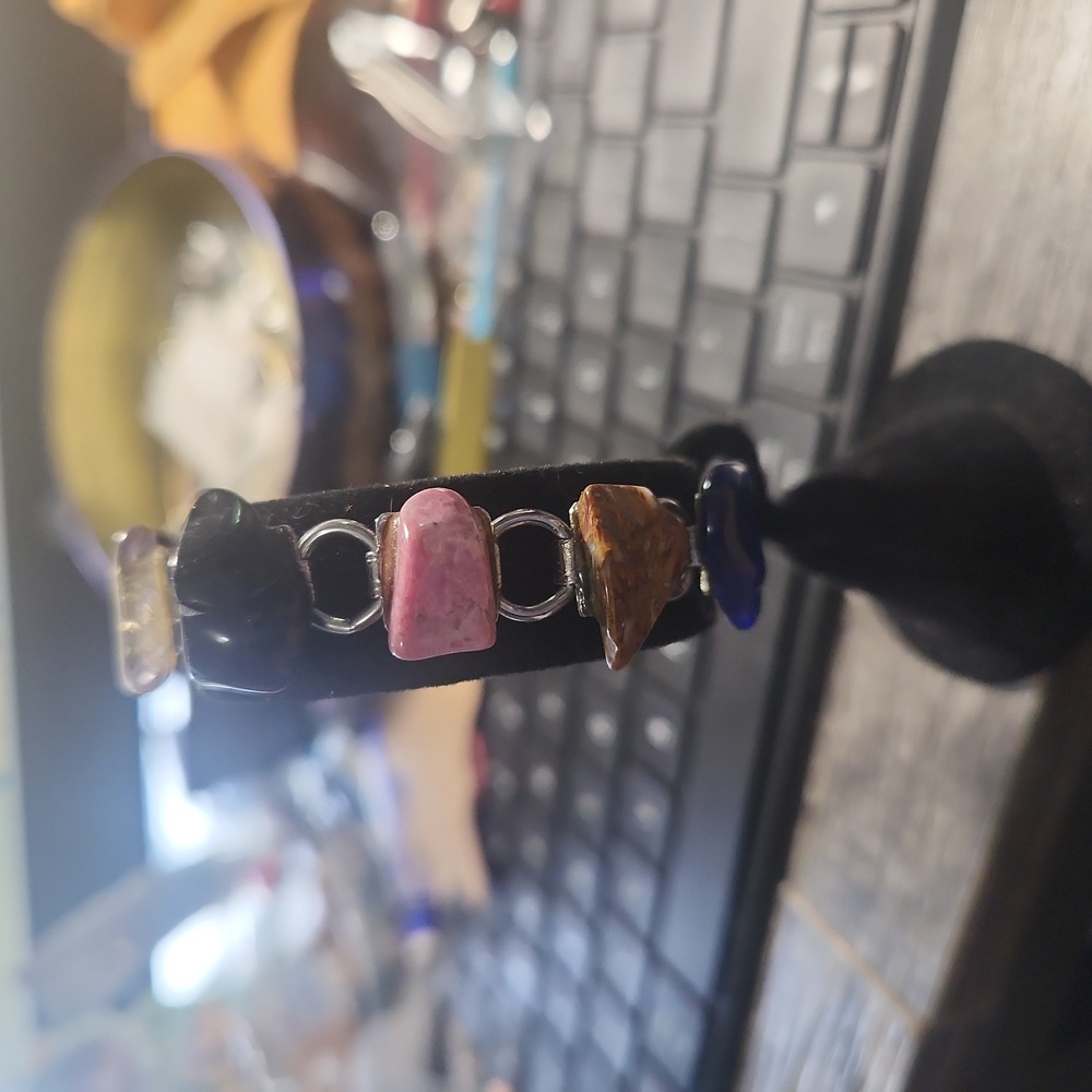 Silvertone Bracelet w/Polished Stones